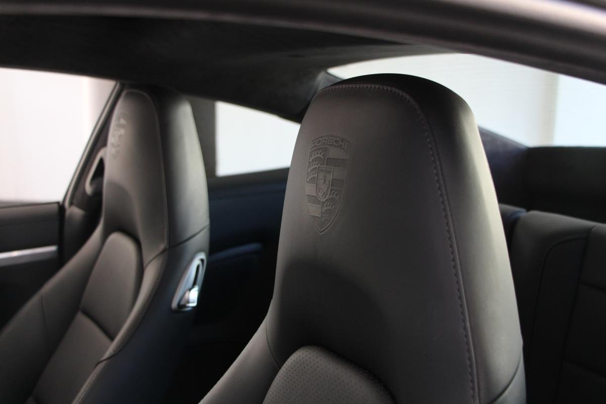 Porsche 911 - Photo 13