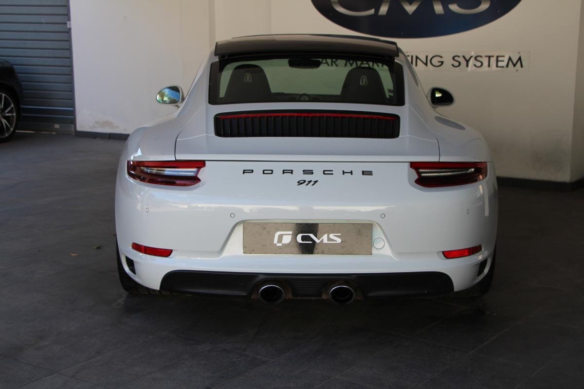 Porsche 911 - Photo 8