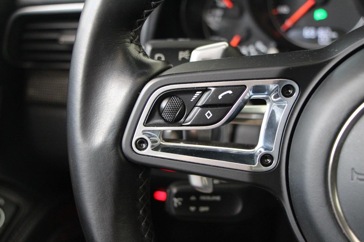 Porsche 911 - Photo 21
