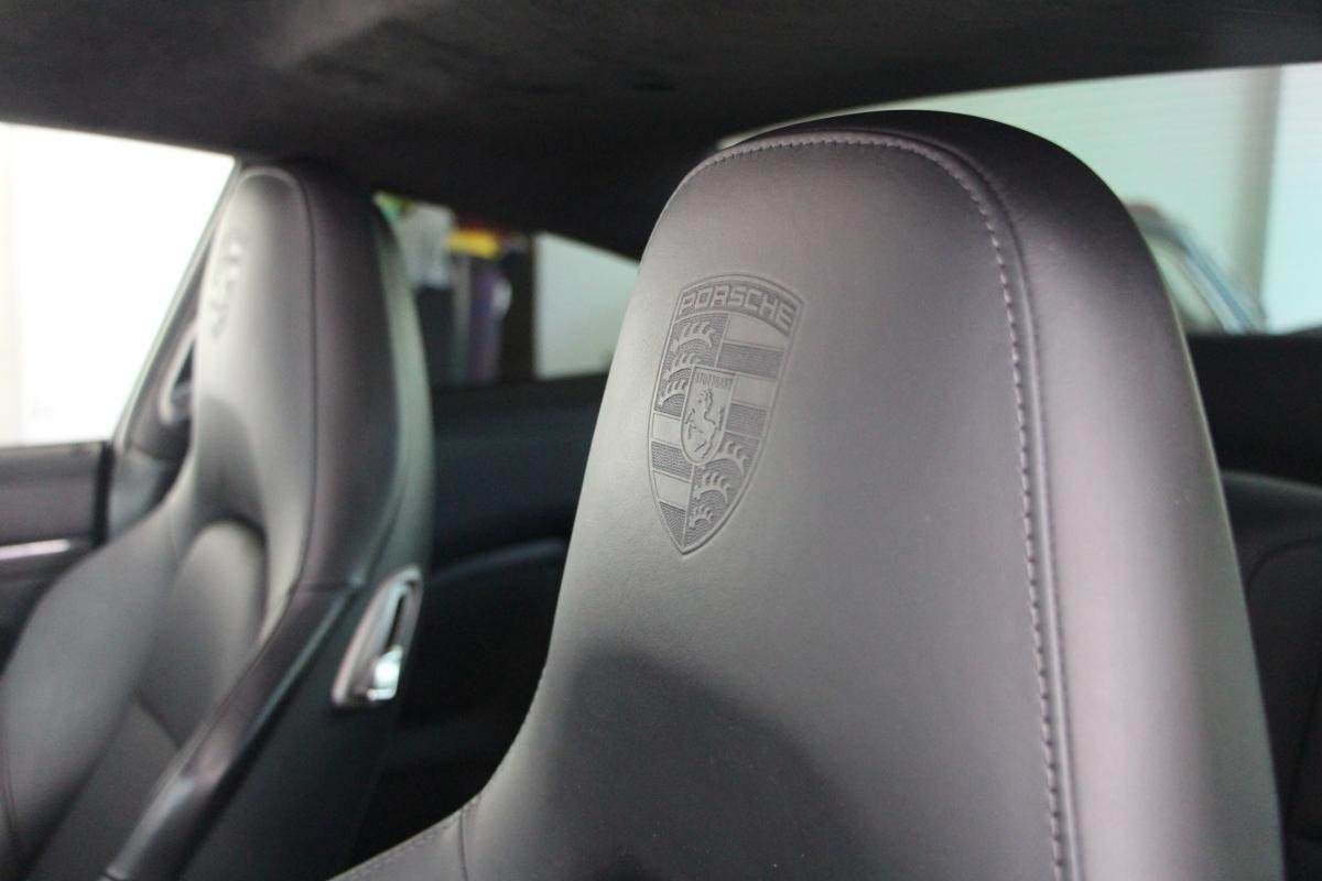 Porsche 911 - Photo 25