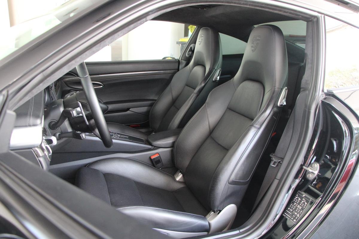 Porsche 911 - Photo 9