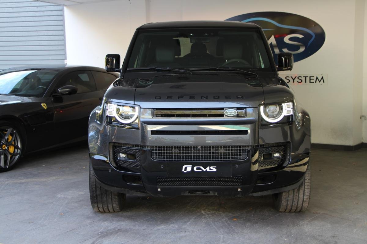 Land Rover Defender - Photo 2