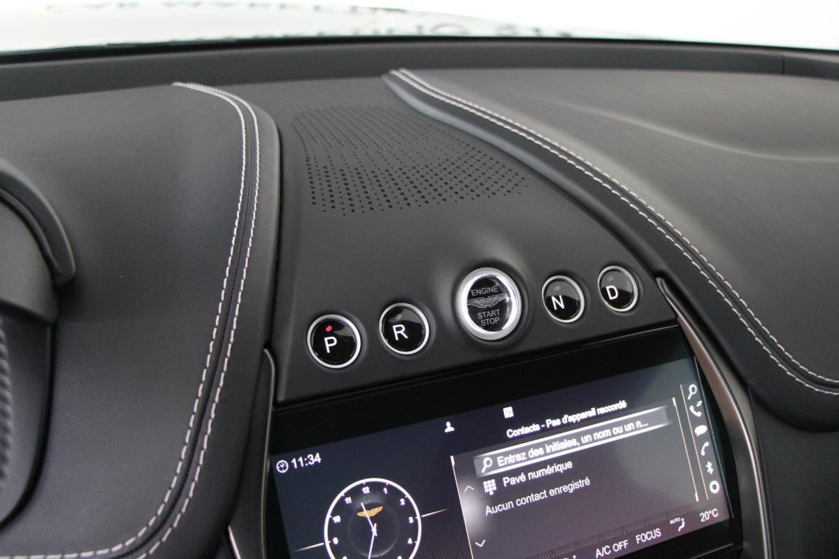 Aston Martin DBX - Photo 16
