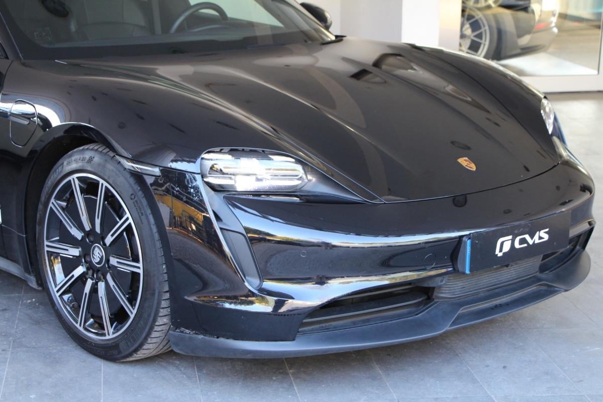 Porsche taycan - Photo 3