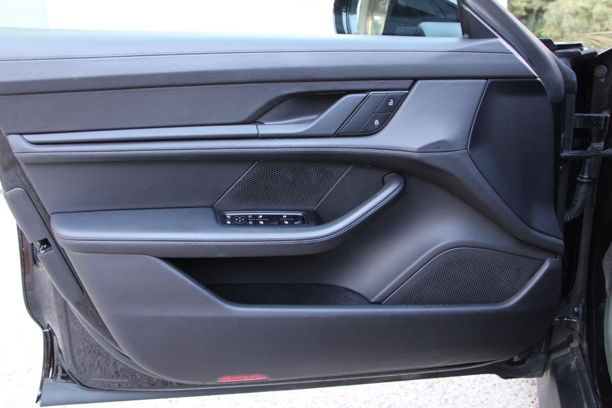 Porsche taycan - Photo 7