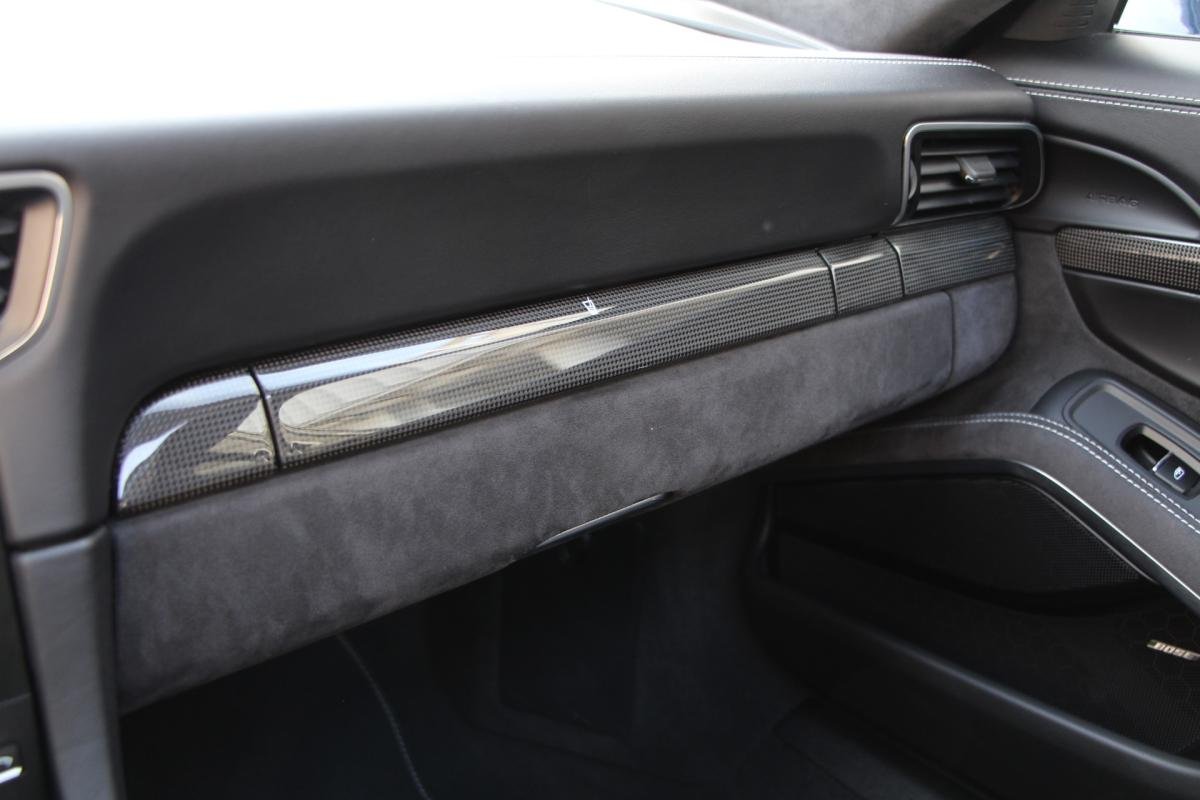 Porsche 911 - Photo 24