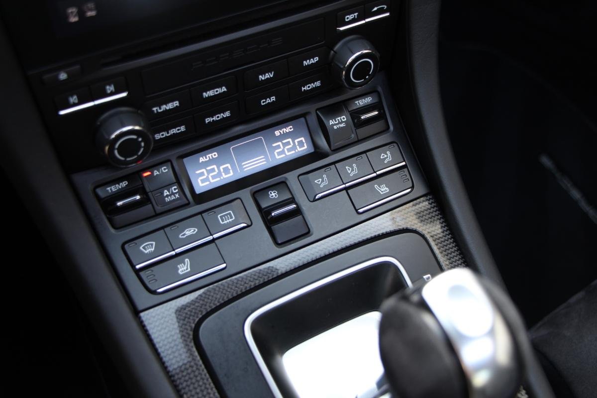Porsche 911 - Photo 25