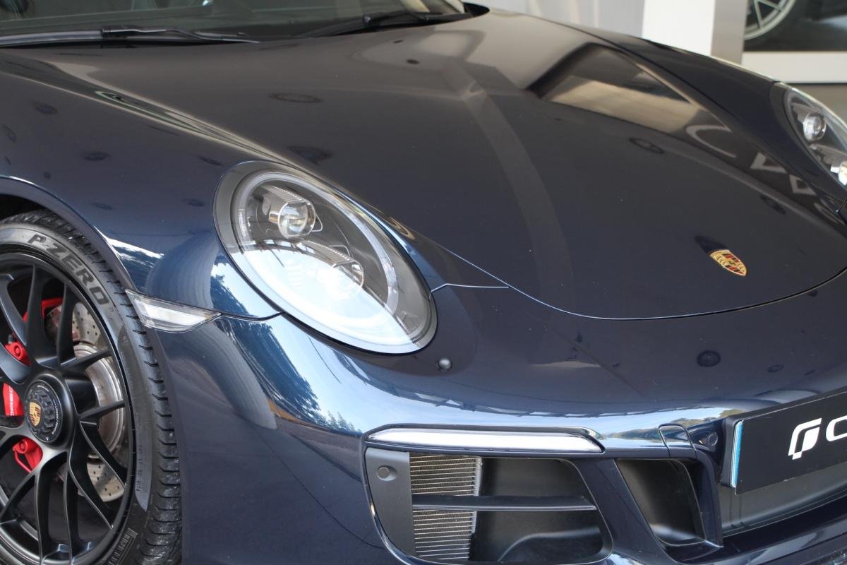 Porsche 911 - Photo 3