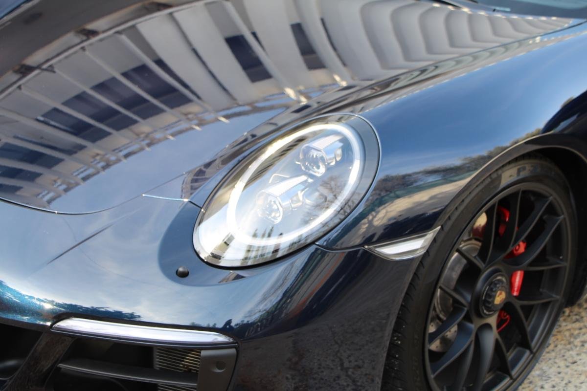 Porsche 911 - Photo 35