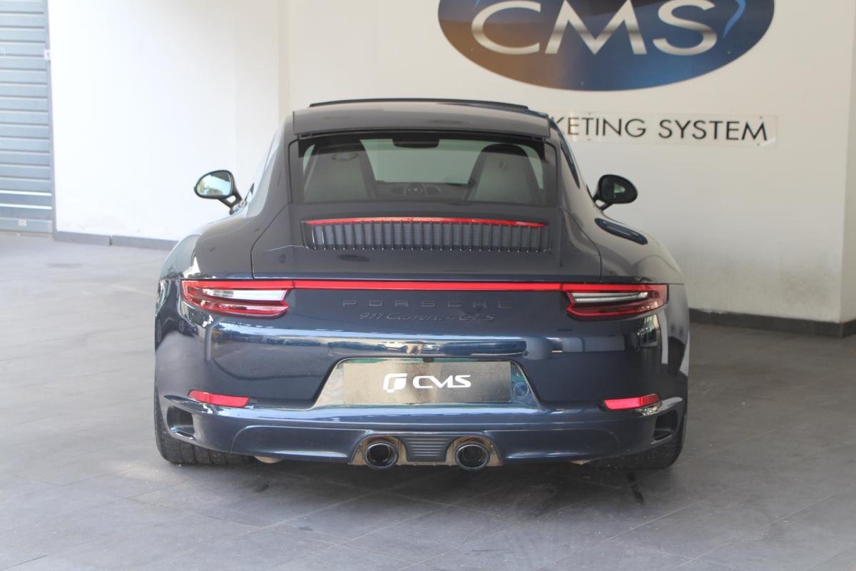 Porsche 911 - Photo 6