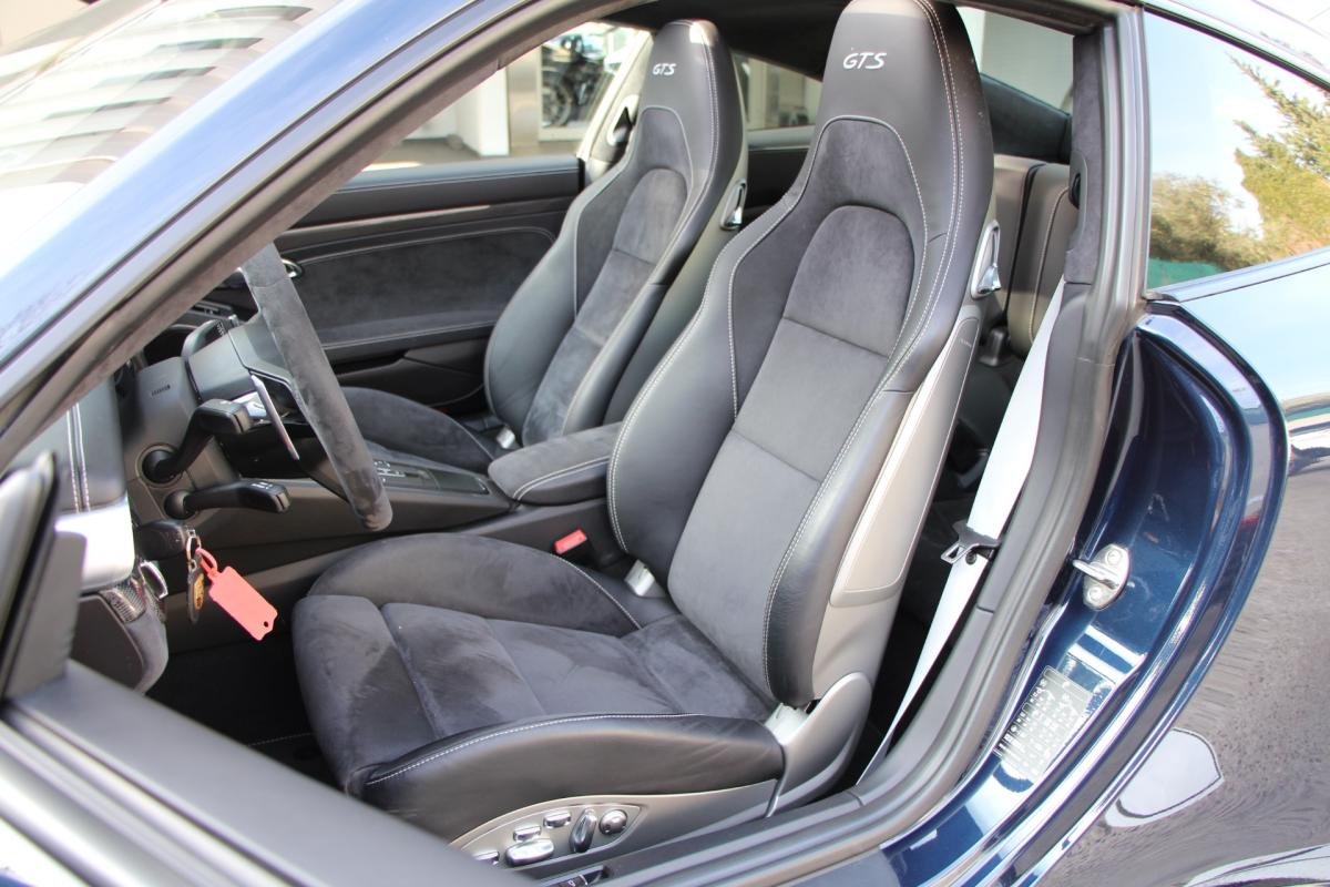 Porsche 911 - Photo 9