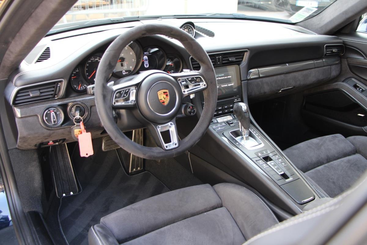 Porsche 911 - Photo 10
