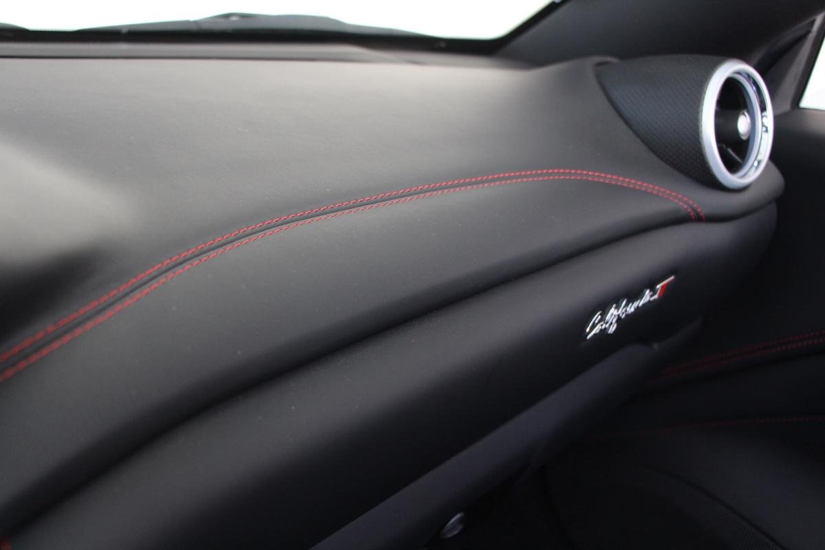 Ferrari California - Photo 13