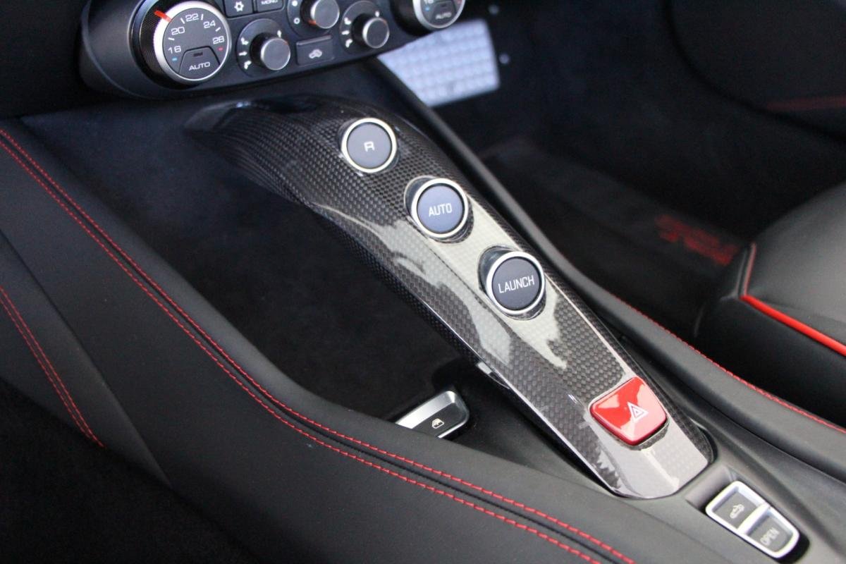 Ferrari California - Photo 28