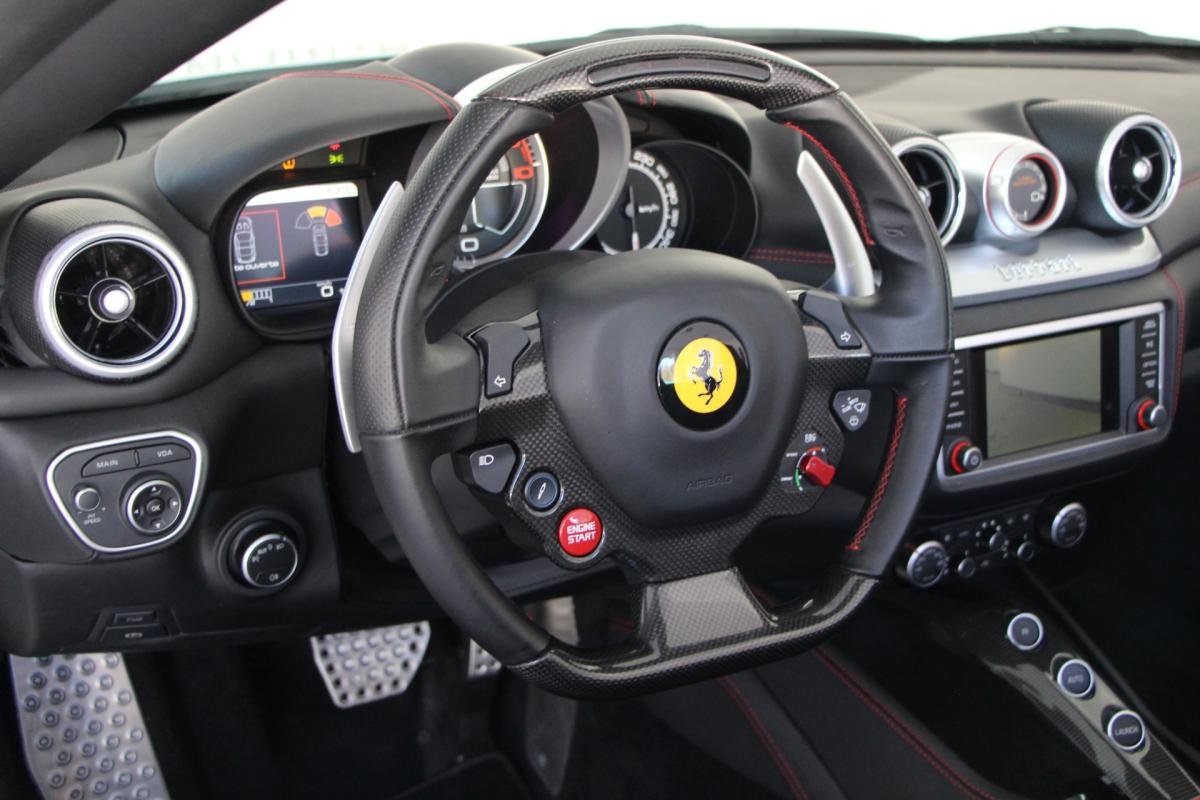 Ferrari California - Photo 3