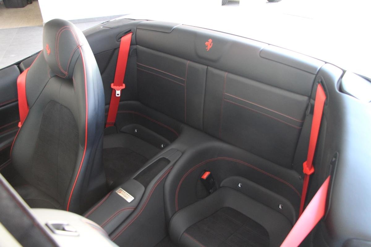 Ferrari California - Photo 8