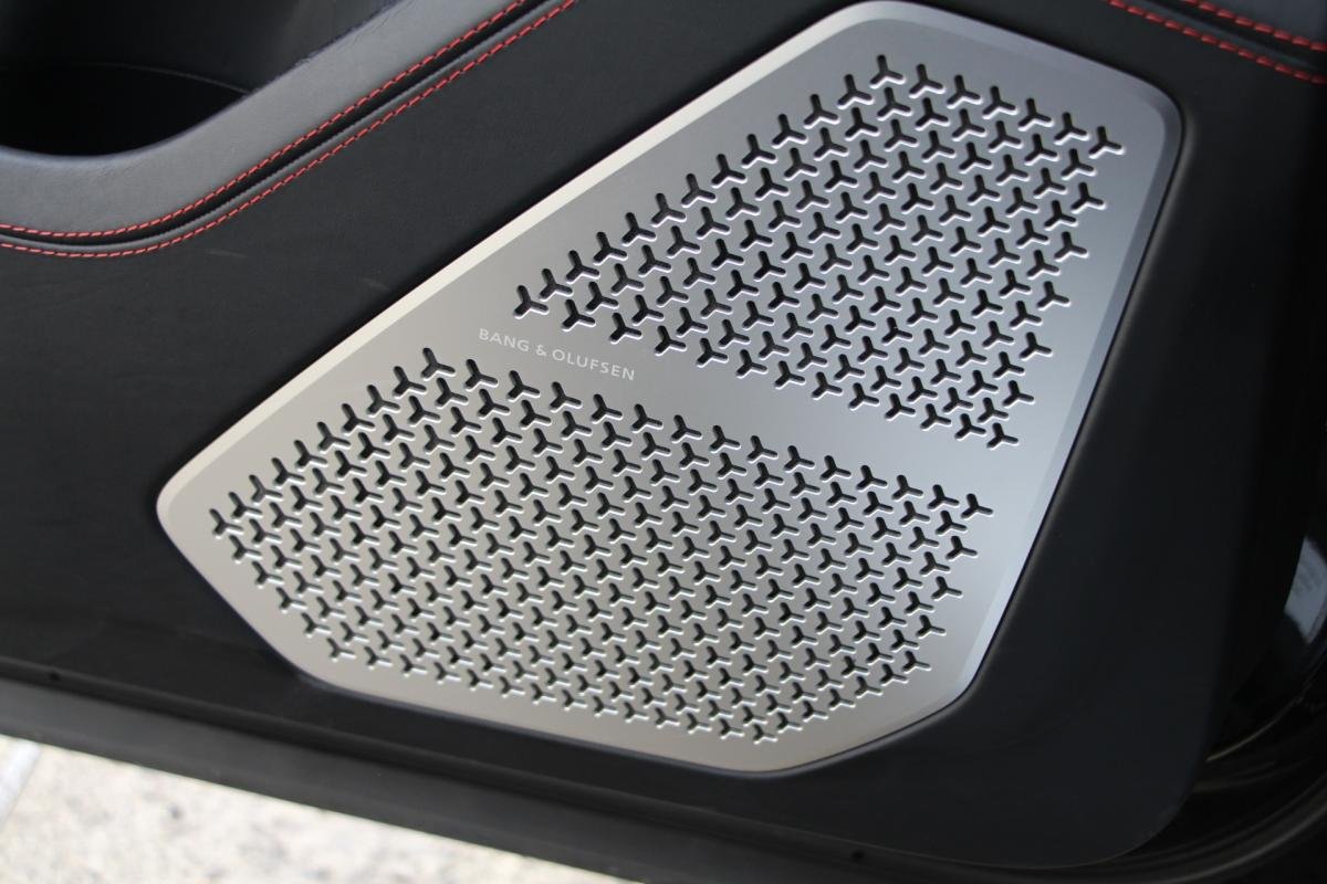 Lamborghini Urus - Photo 24
