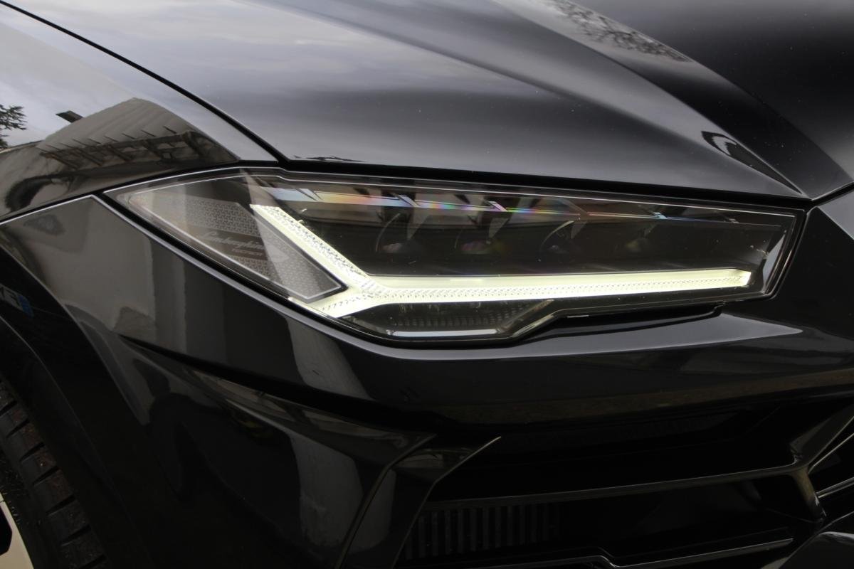 Lamborghini Urus - Photo 30