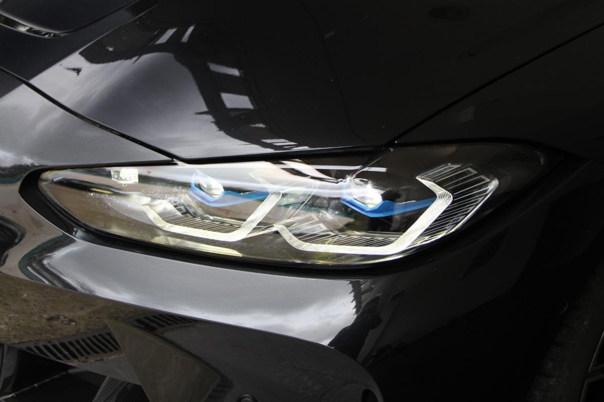 BMW M4 - Photo 3