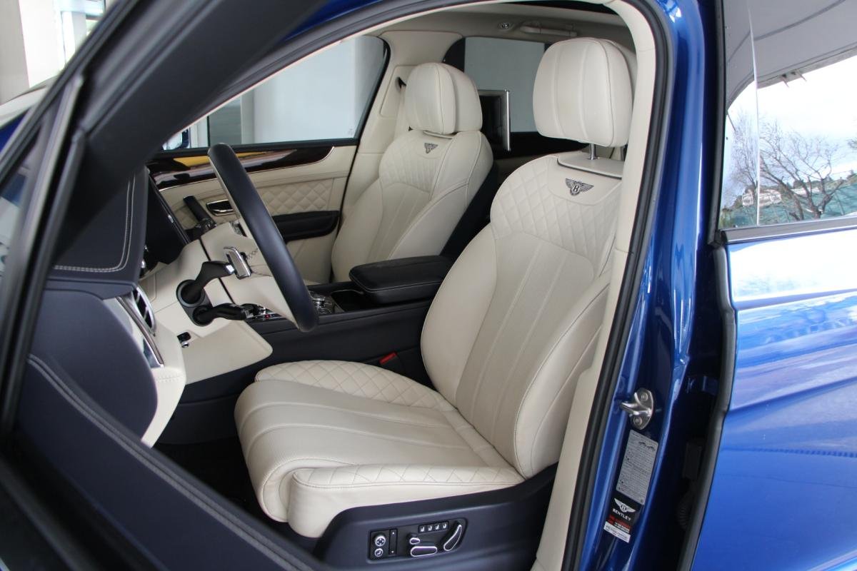 Bentley Bentayga - Photo 11