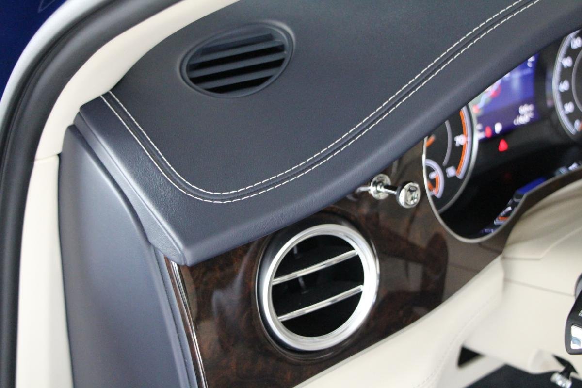 Bentley Bentayga - Photo 21