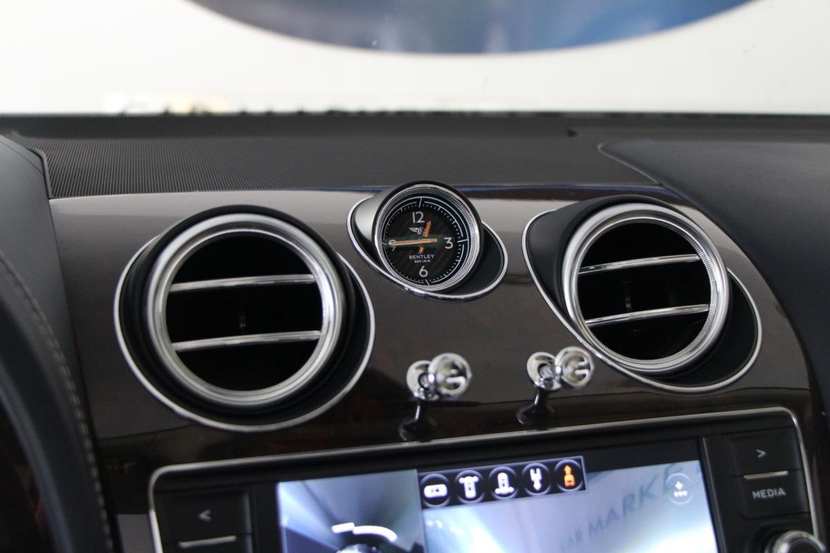 Bentley Bentayga - Photo 25