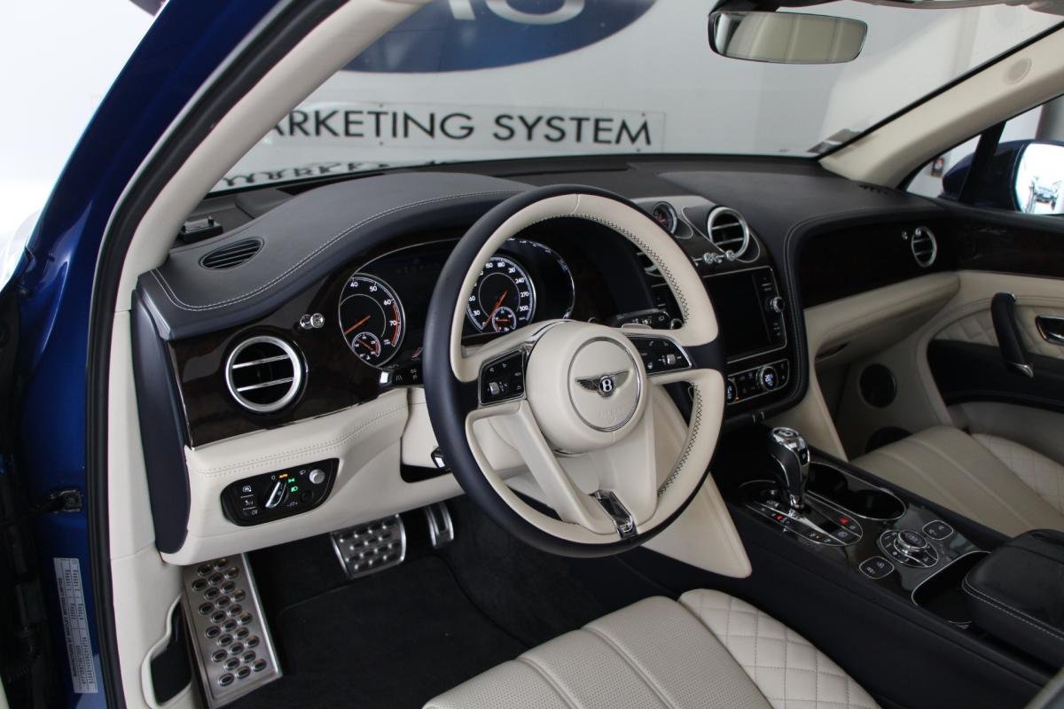 Bentley Bentayga - Photo 10