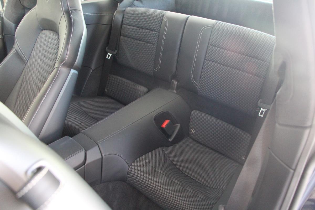 Porsche 911 - Photo 17