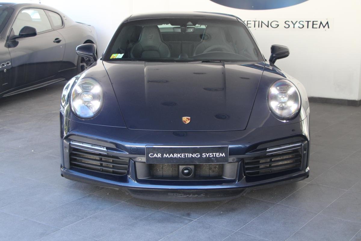 Porsche 911 - Photo 2