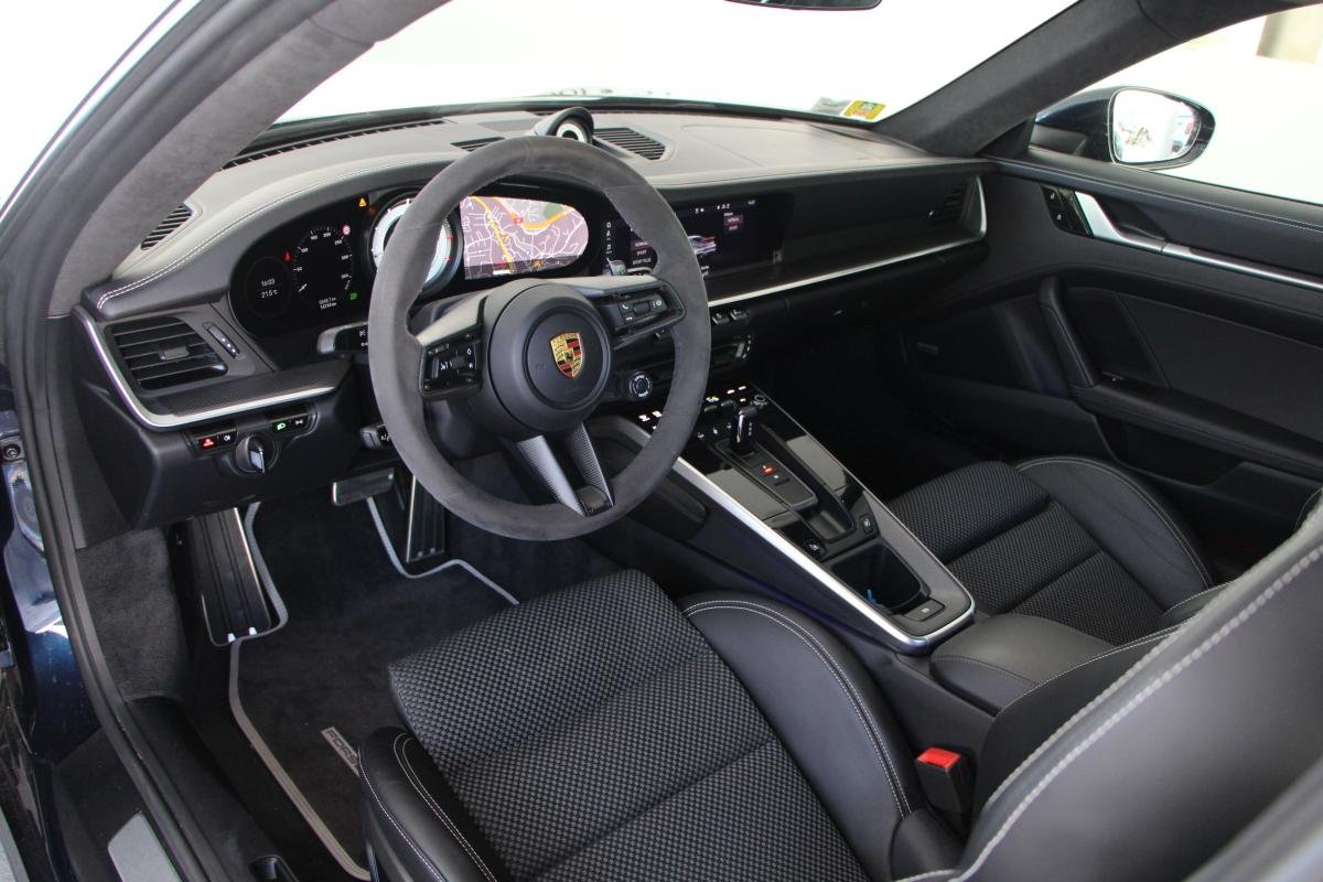 Porsche 911 - Photo 8