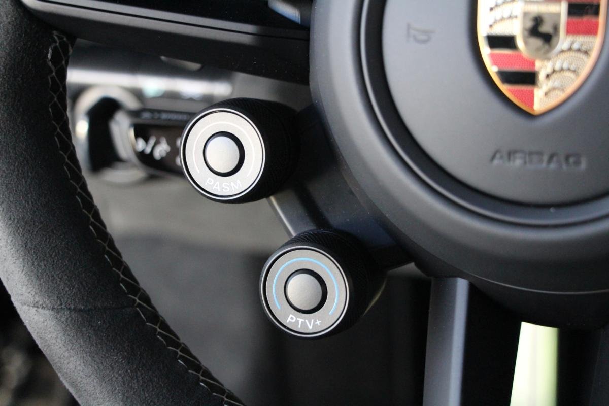 Porsche 911 - Photo 20