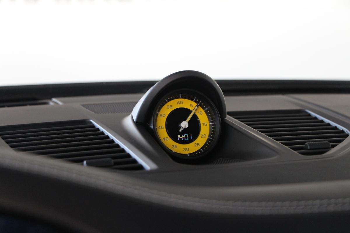 Porsche 911 - Photo 23