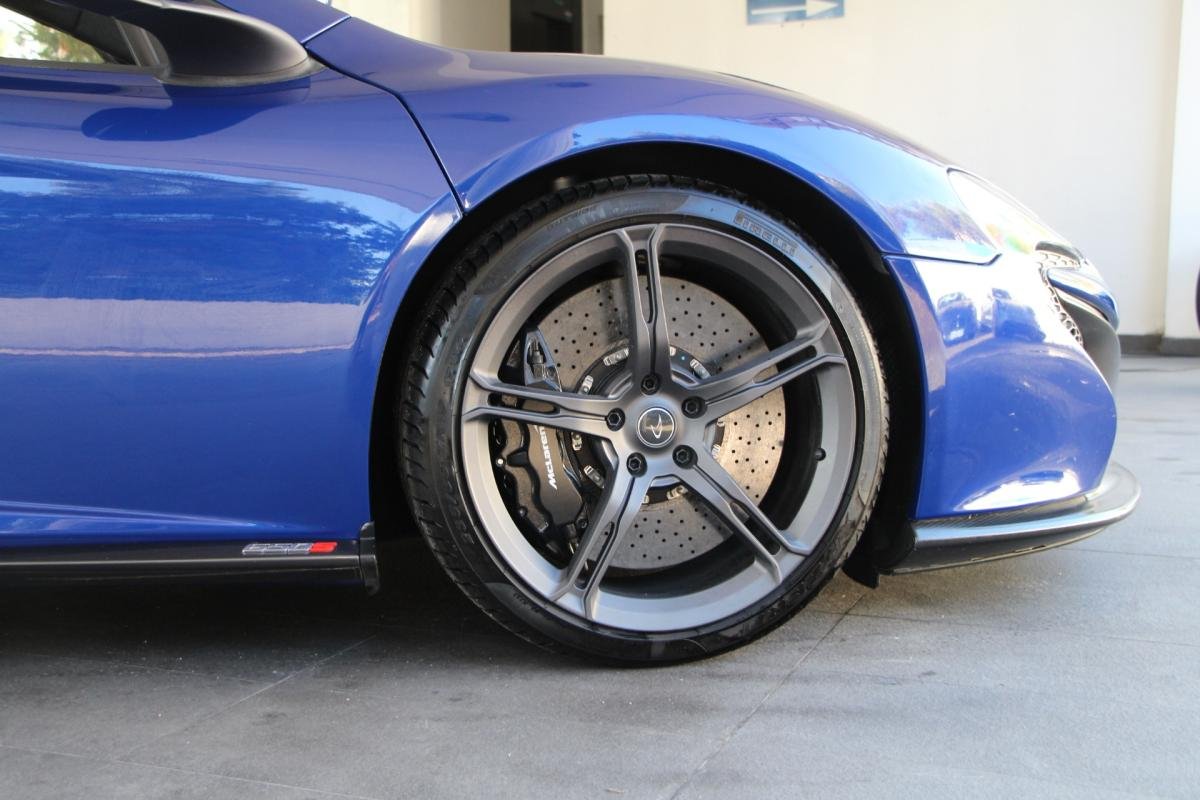 McLaren 650S - Photo 5