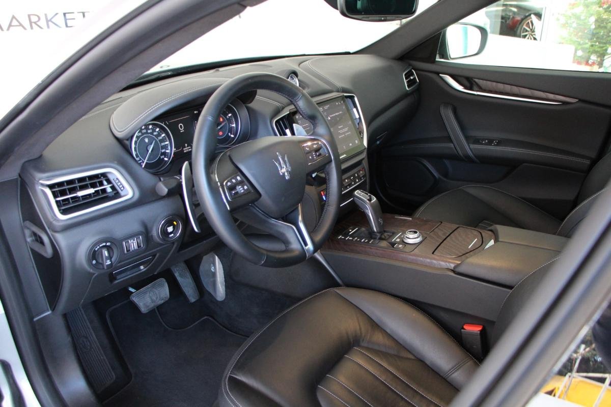 Maserati Ghibli - Photo 9