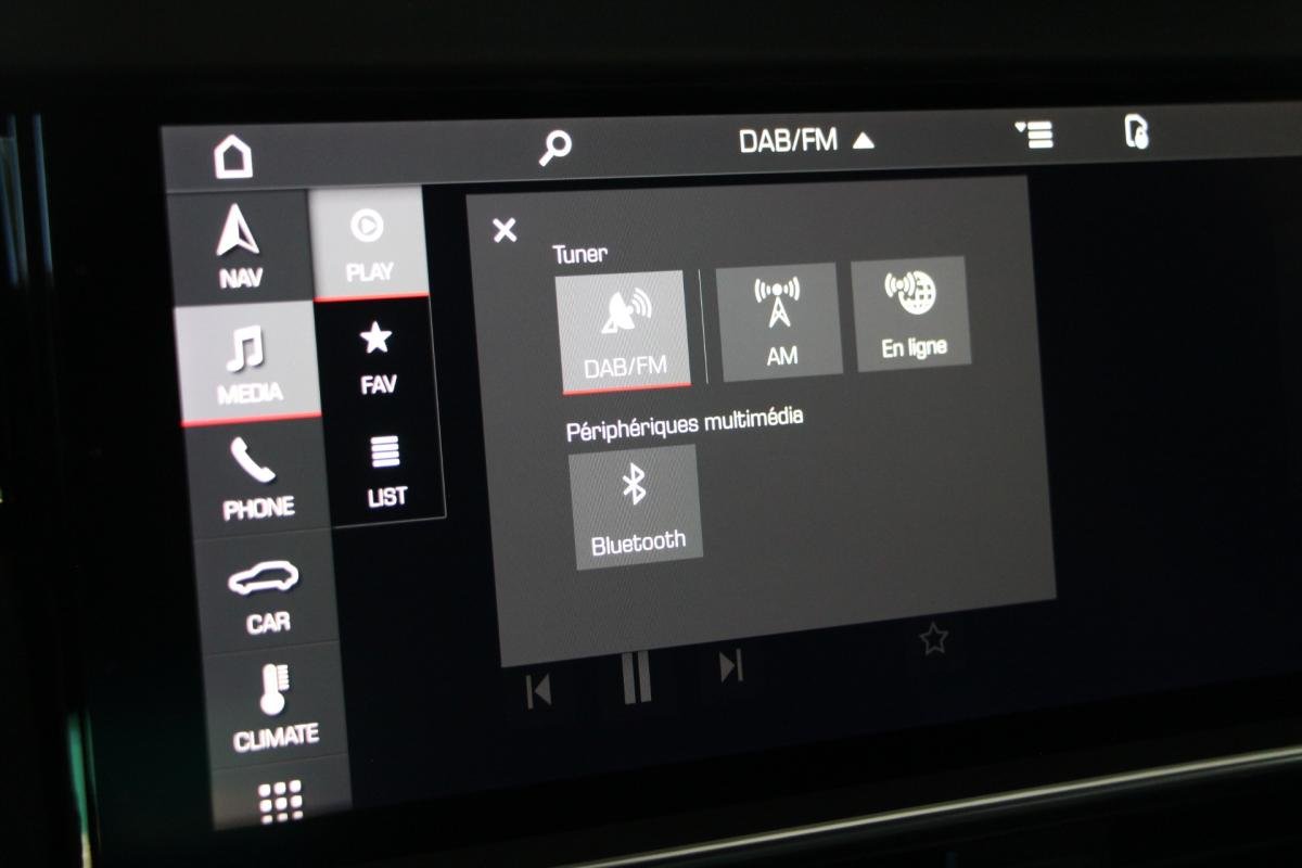 Porsche Cayenne - Photo 15