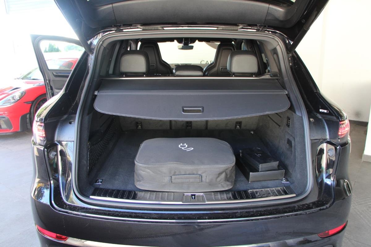 Porsche Cayenne - Photo 23