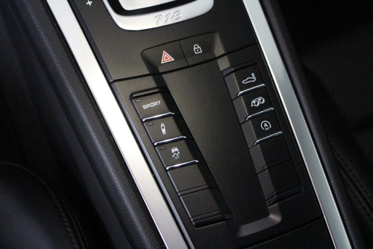 Porsche 718 Cayman - Photo 12