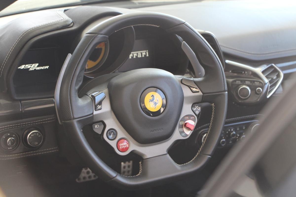 Ferrari 458 Spider - Photo 30