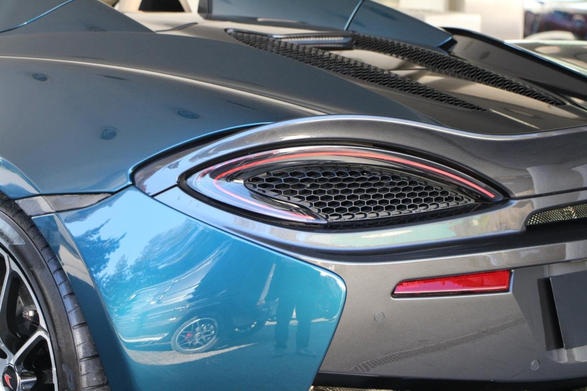 McLaren 570S - Photo 5