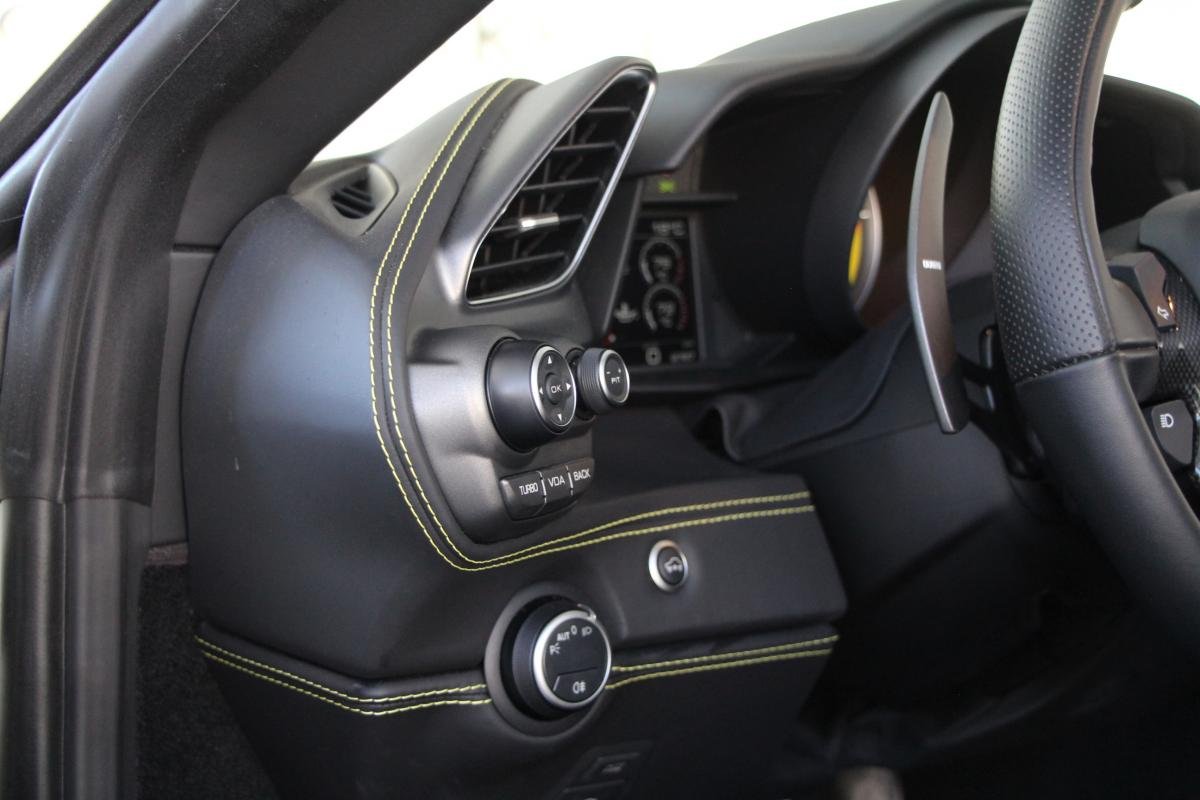 Ferrari 488 Spider - Photo 11