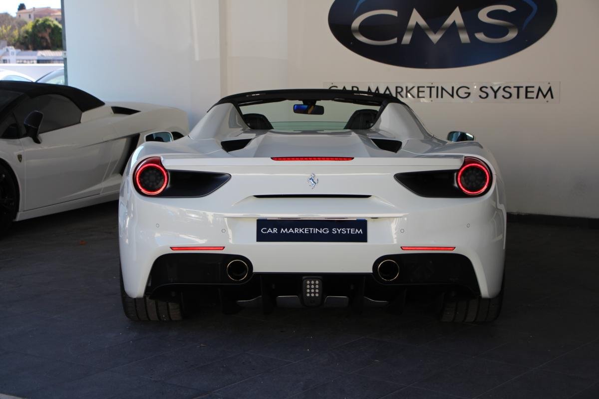 Ferrari 488 Spider - Photo 3
