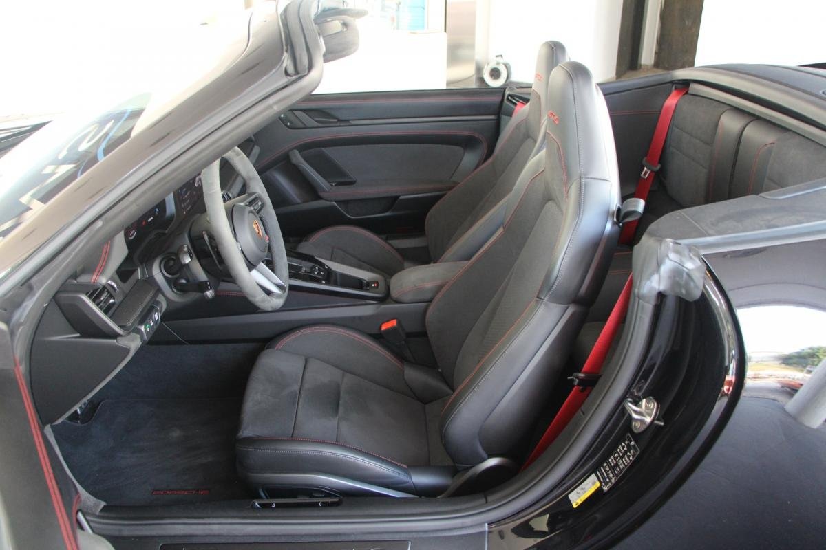 Porsche 911 - Photo 11