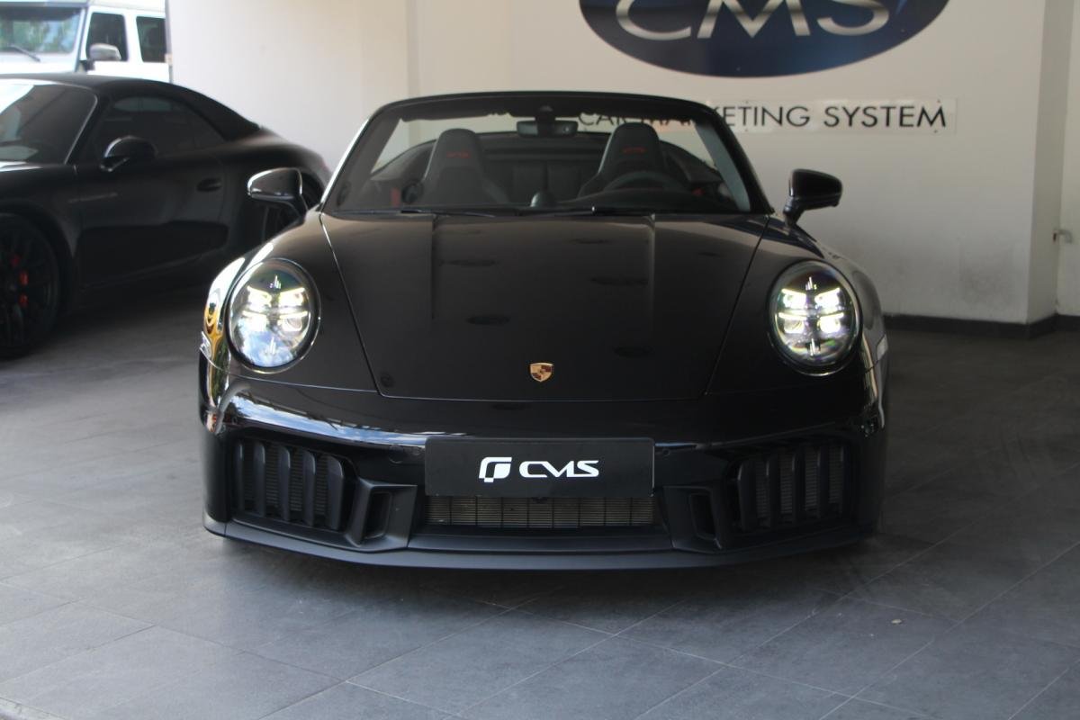 Porsche 911 - Photo 2