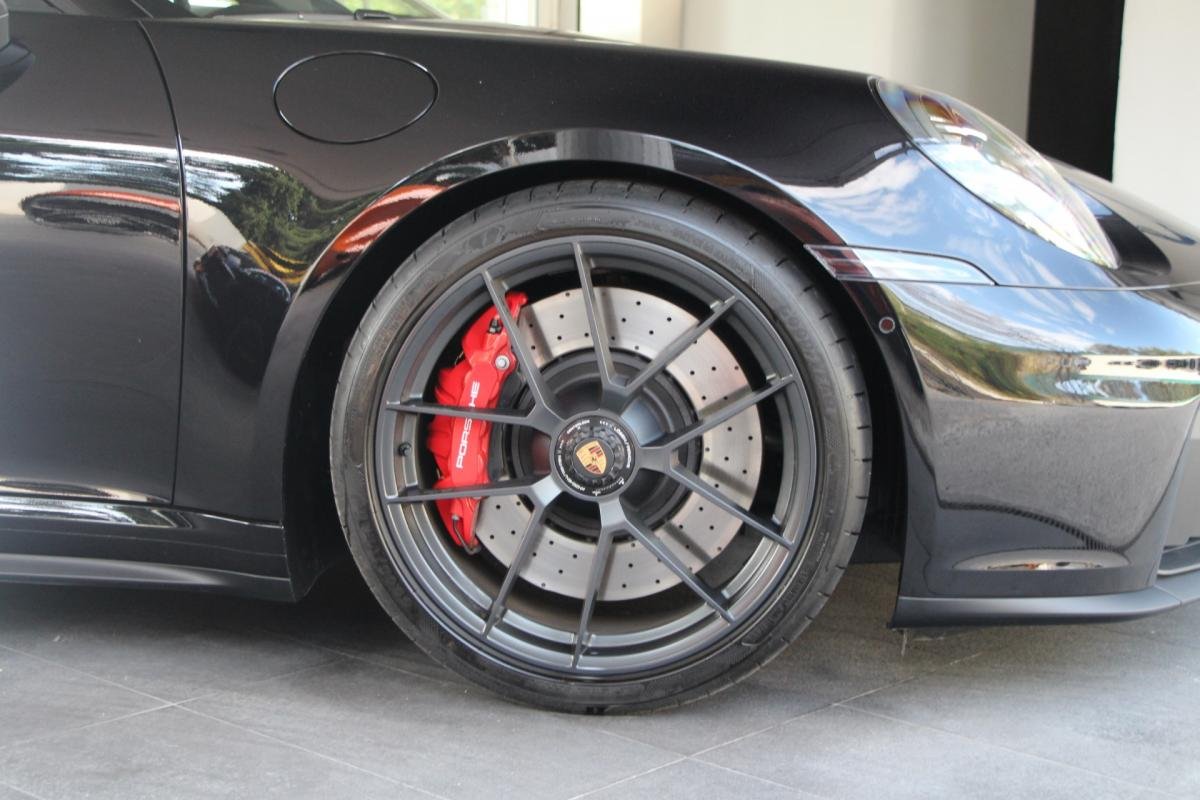 Porsche 911 - Photo 5
