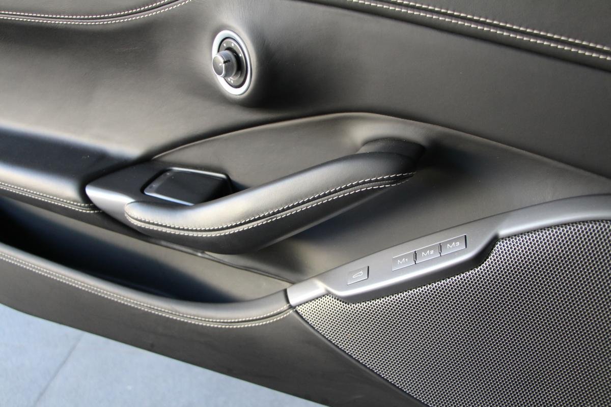 Ferrari Portofino - Photo 29