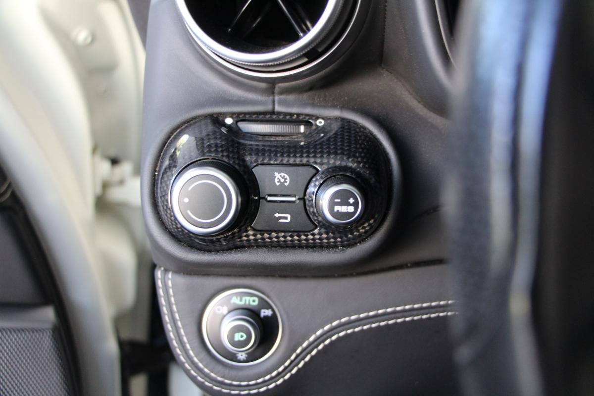 Ferrari Portofino - Photo 31