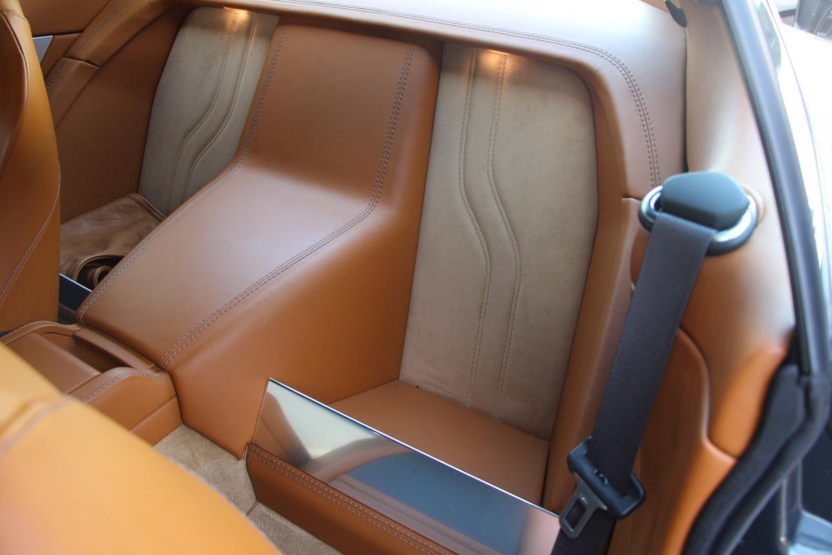 Aston Martin DBS - Photo 30