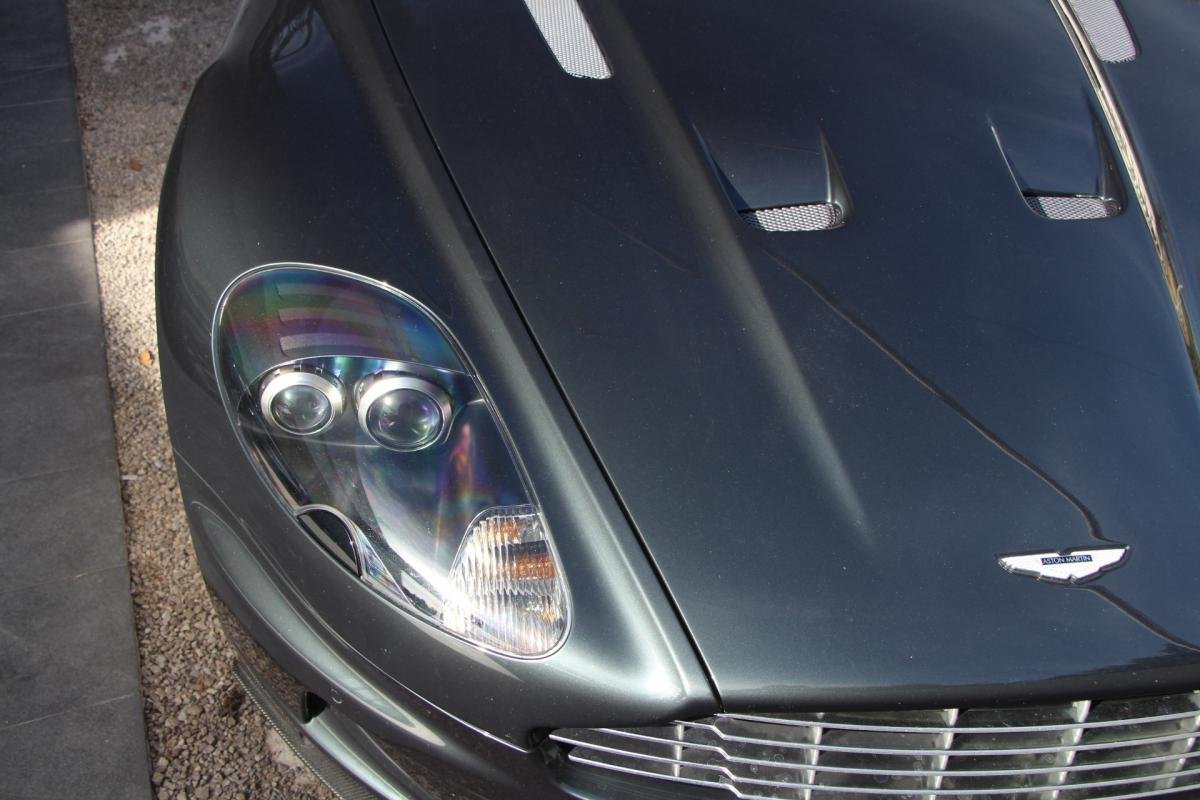 Aston Martin DBS - Photo 34