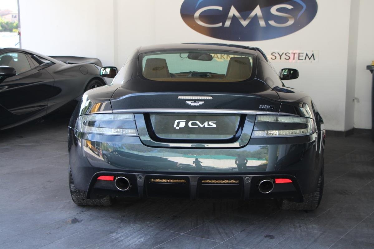 Aston Martin DBS - Photo 4