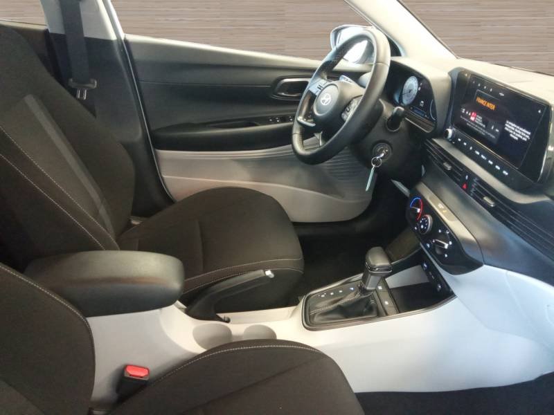 Hyundai i20 - Photo 16